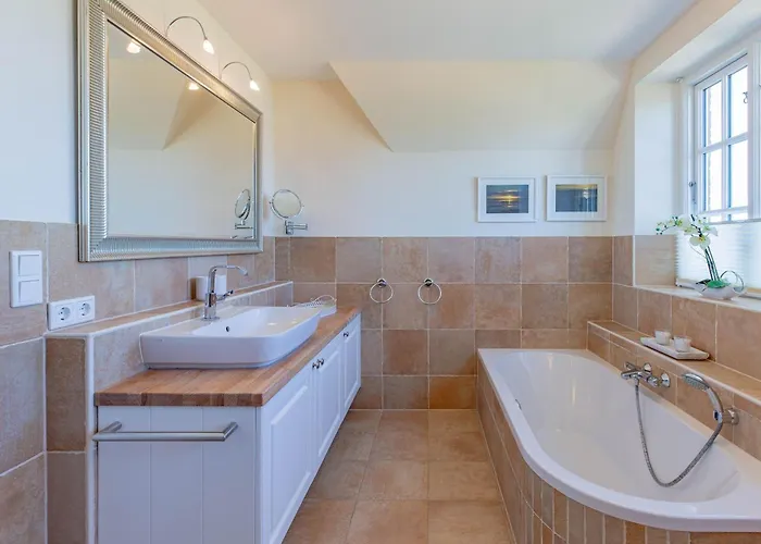 Vakantiehuis Stine Marie 1 *